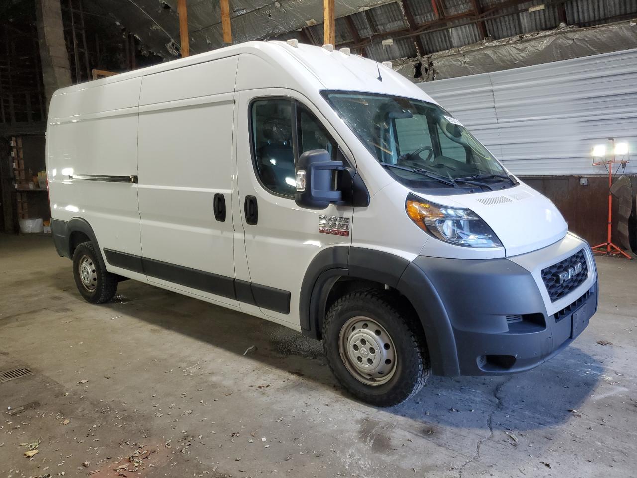 RAM PROMASTER 2500 HIGH