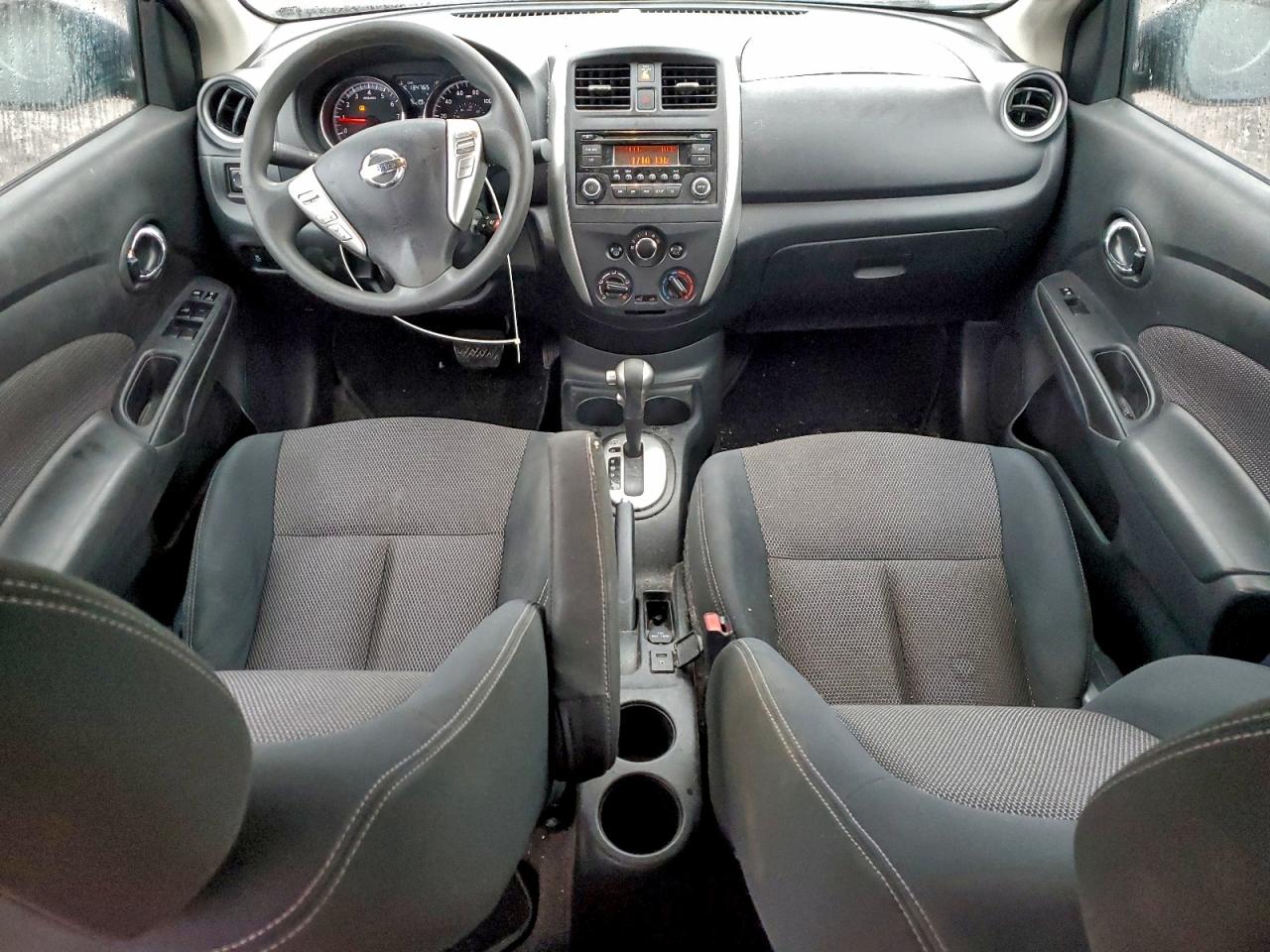 NISSAN VERSA S