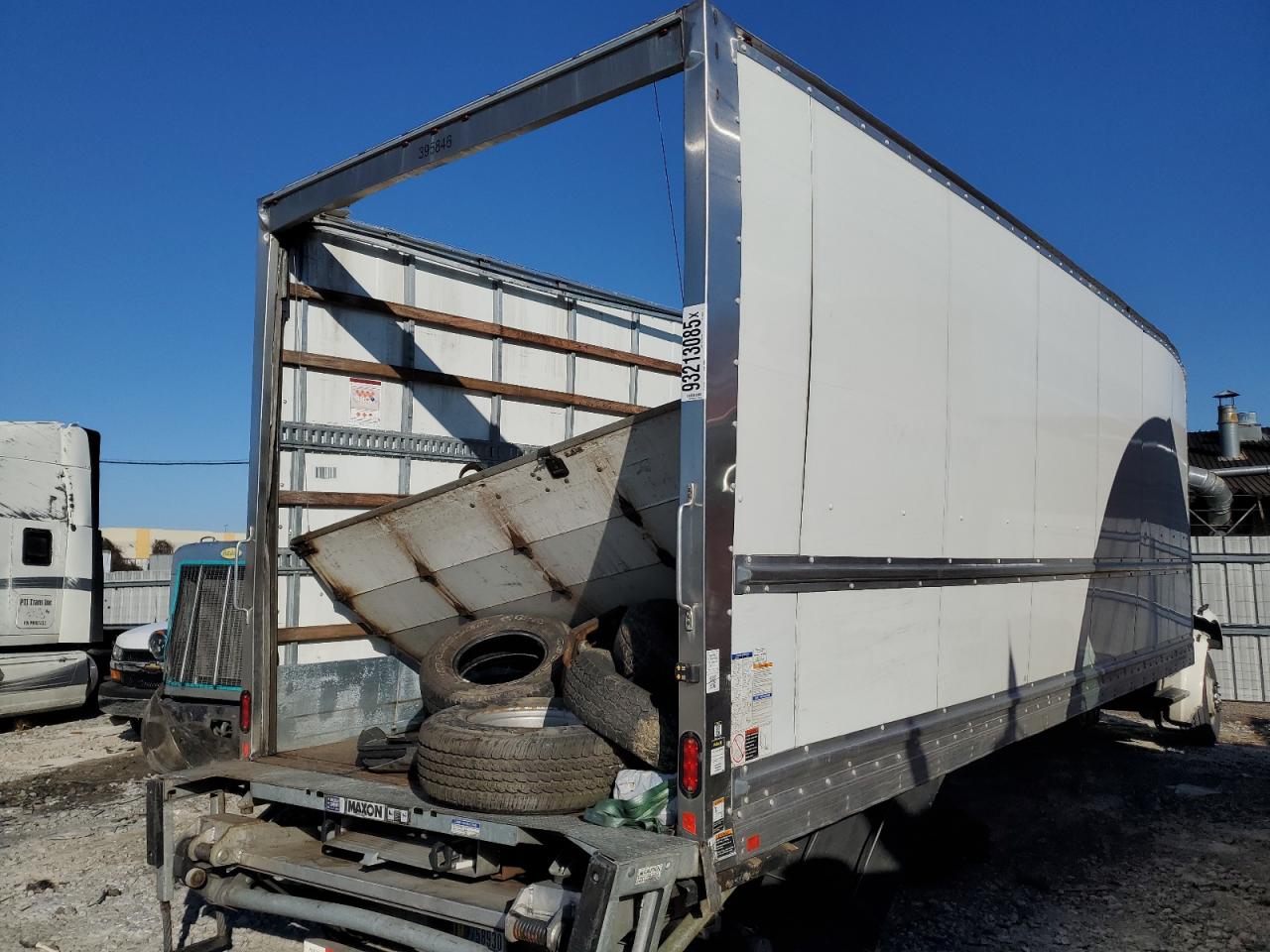 Lot #3297951778 2022 FREIGHTLINER M2 106 MED