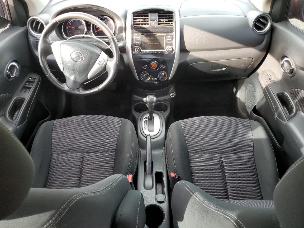 NISSAN VERSA S
