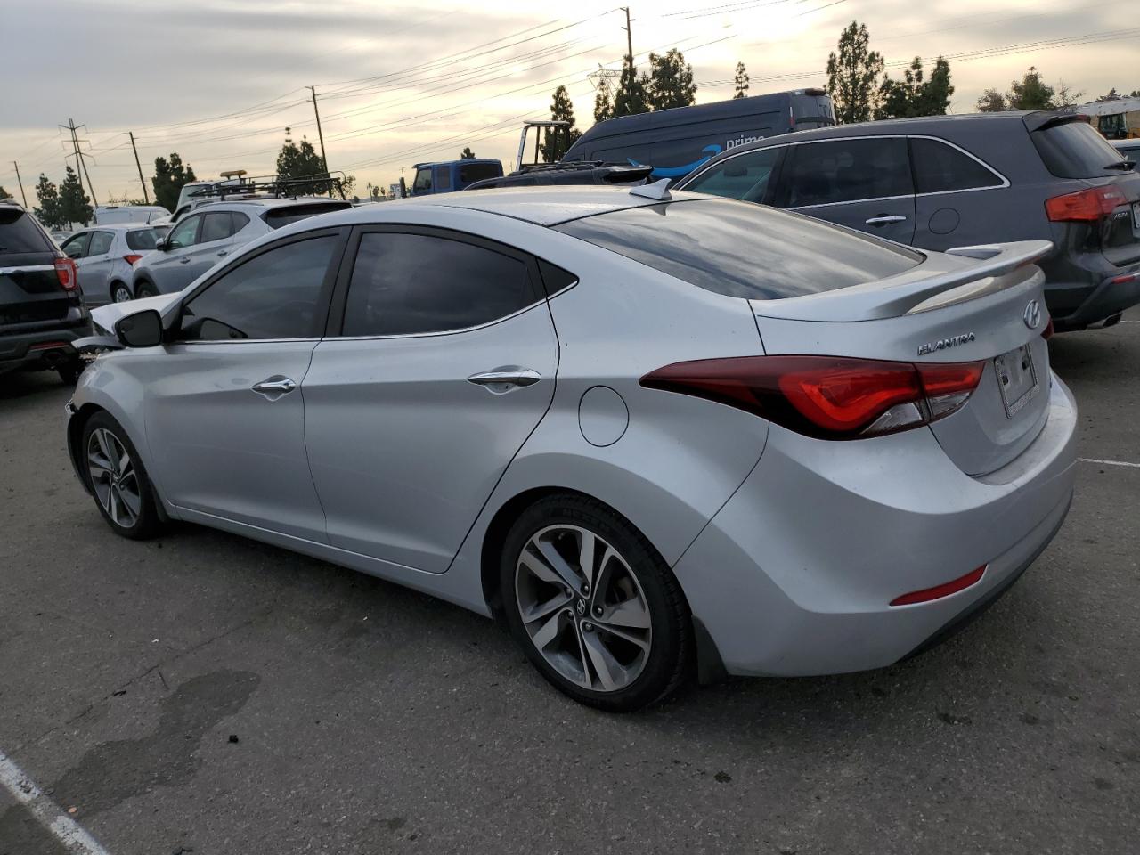 HYUNDAI ELANTRA SE