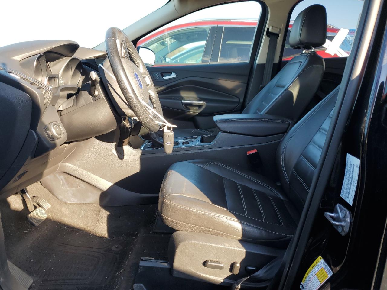 FORD ESCAPE TITANIUM