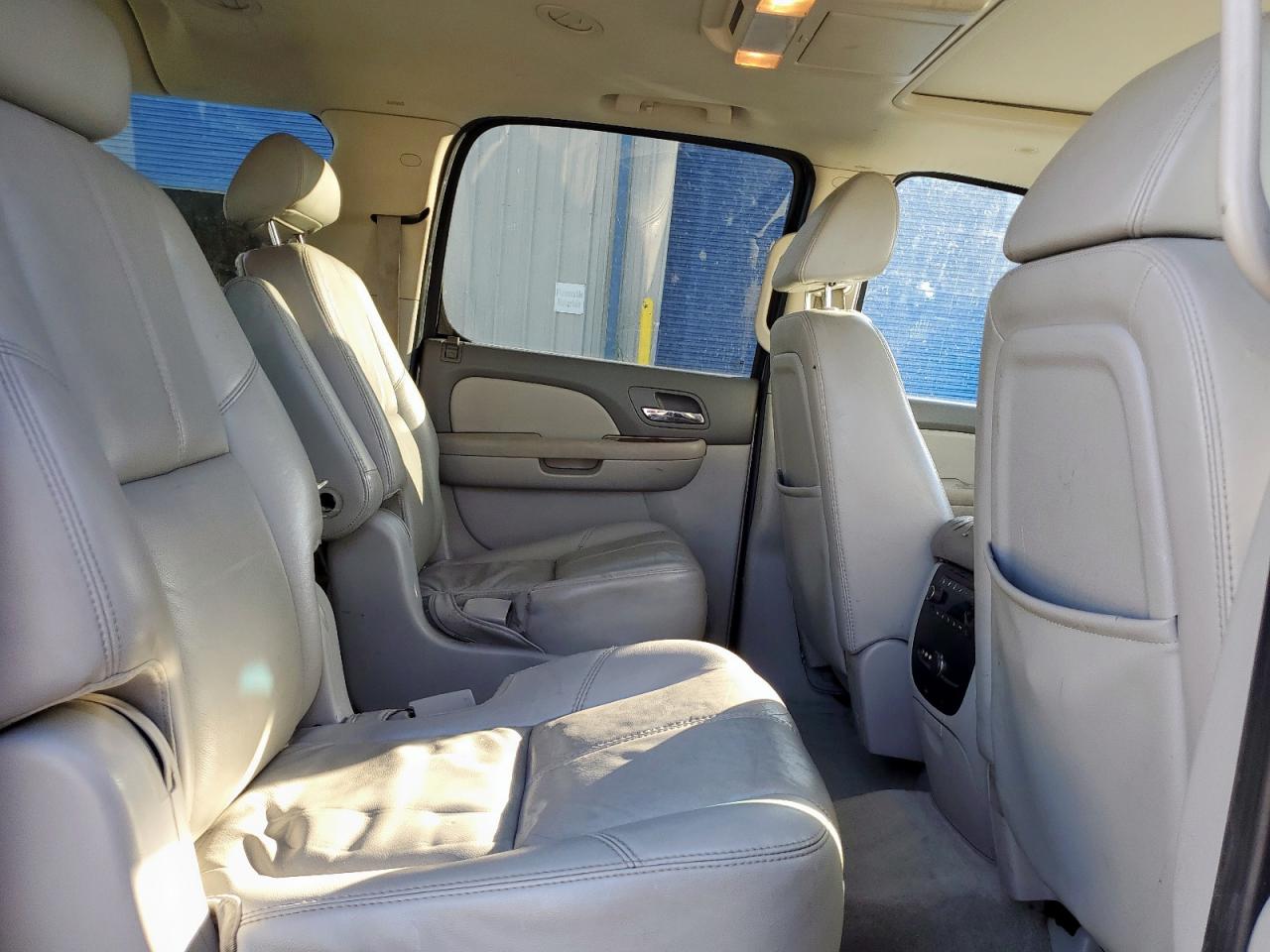 Lot #3286715331 2007 CHEVROLET SUBURBAN C