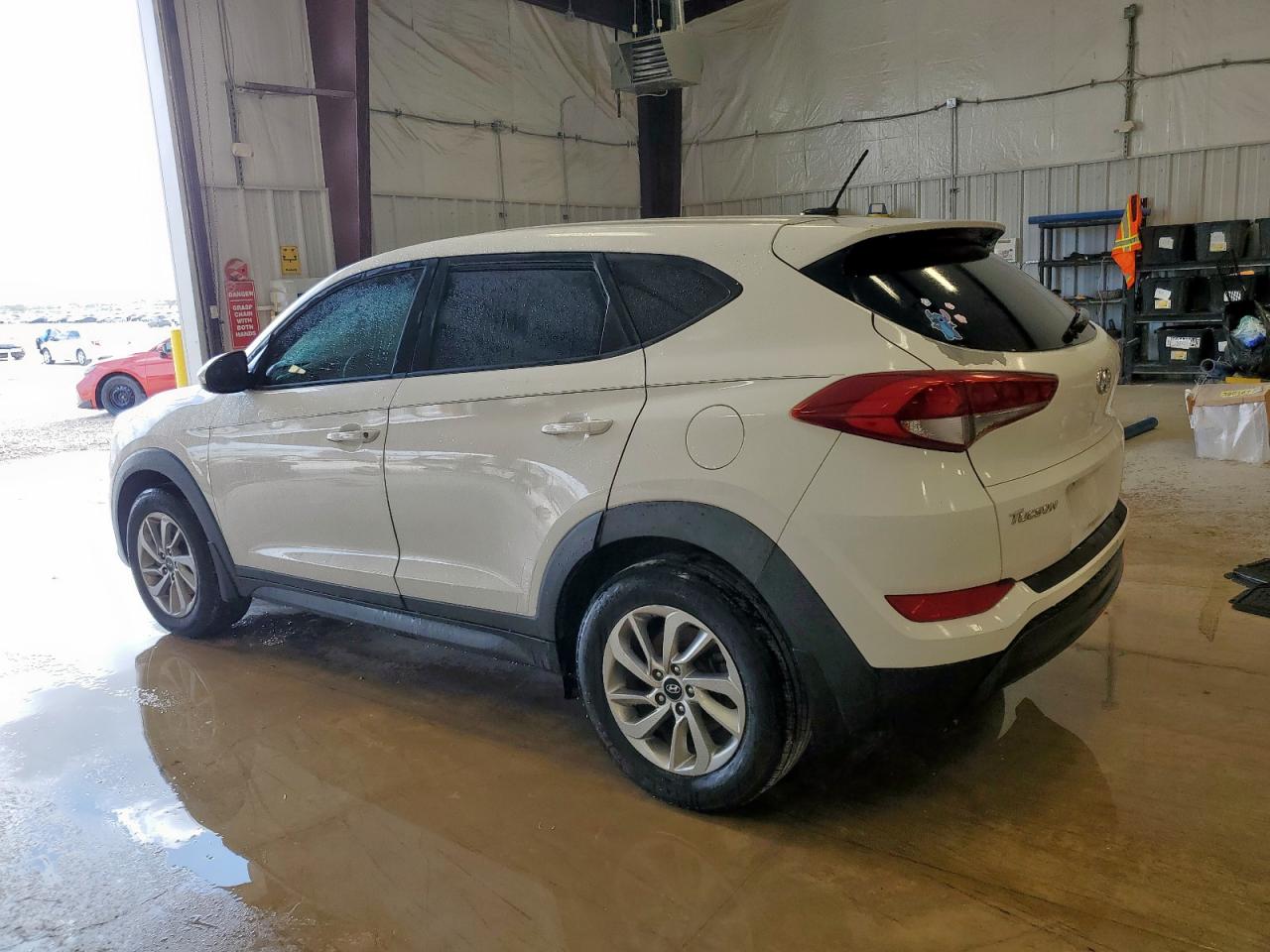 Lot #3312309771 2016 HYUNDAI TUCSON SE