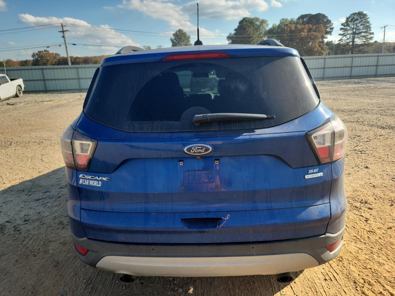 FORD ESCAPE SE