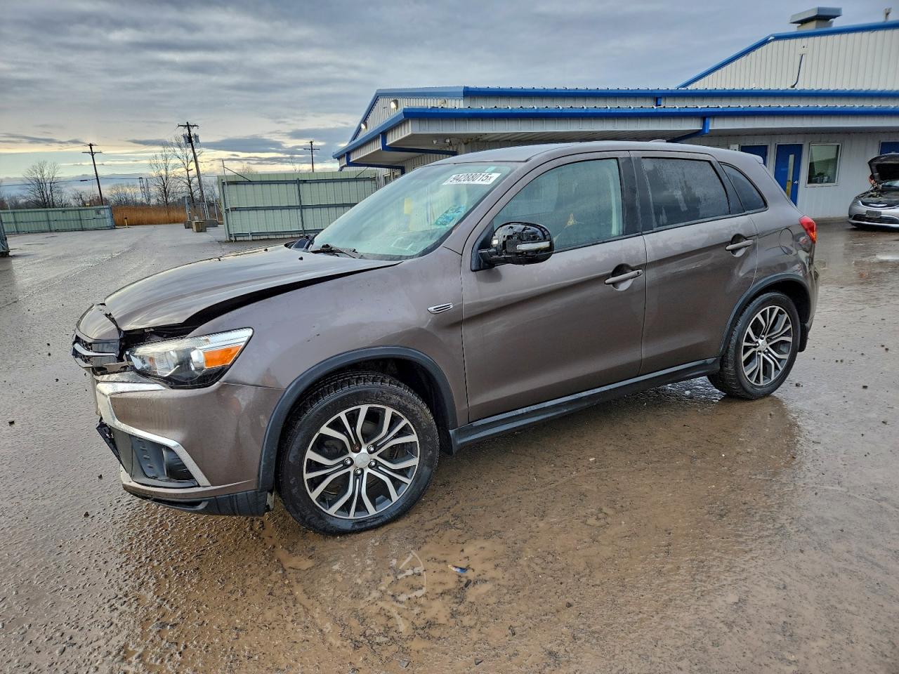 MITSUBISHI OUTLANDER ES