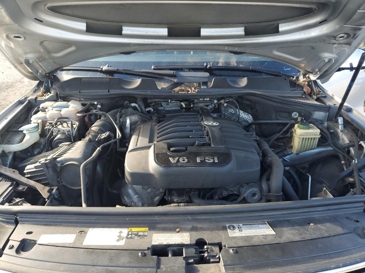 VOLKSWAGEN TOUAREG V6