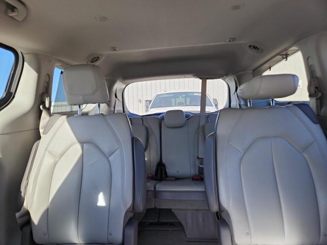 2017 CHRYSLER PACIFICA T - 2C4RC1BG6HR543806