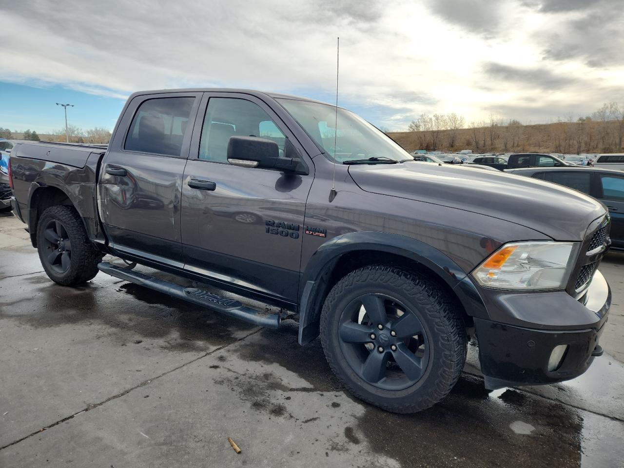 RAM 1500 SLT