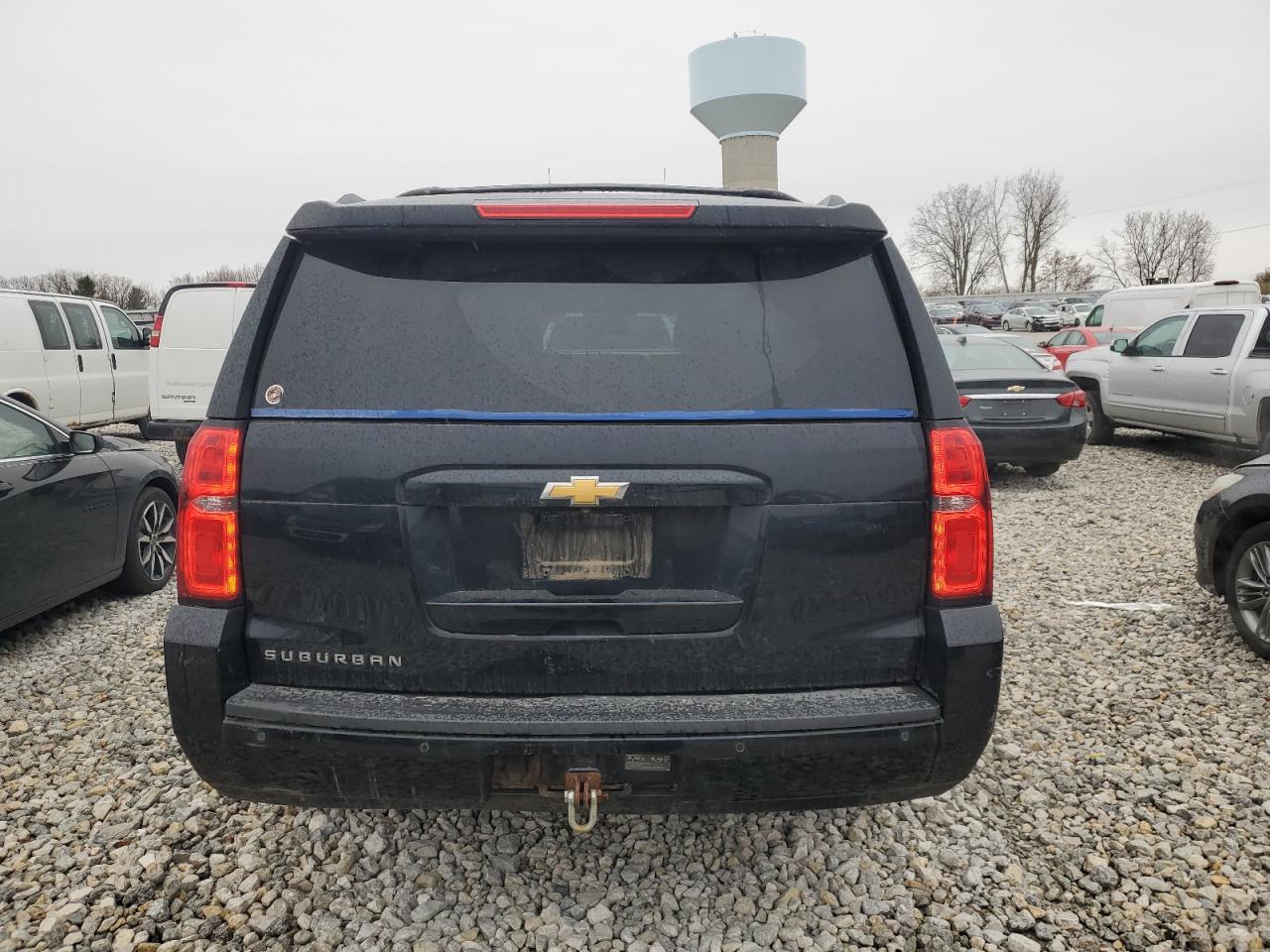 CHEVROLET SUBURBAN K1500 LS