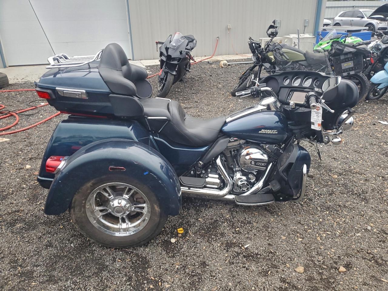 Lot #3302798892 2016 HARLEY-DAVIDSON FLHTCUTG T