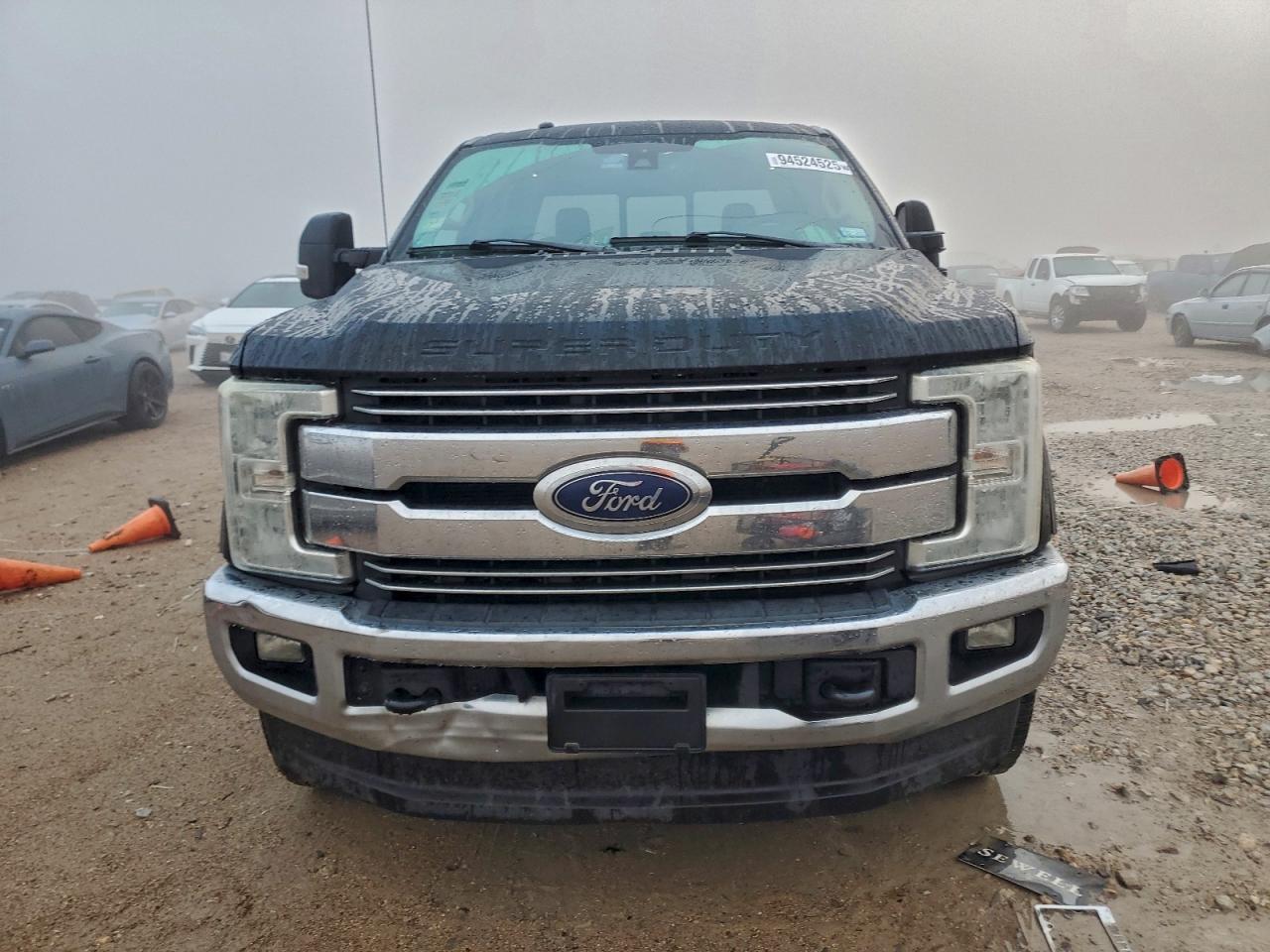 FORD F-250 SUPER DUTY