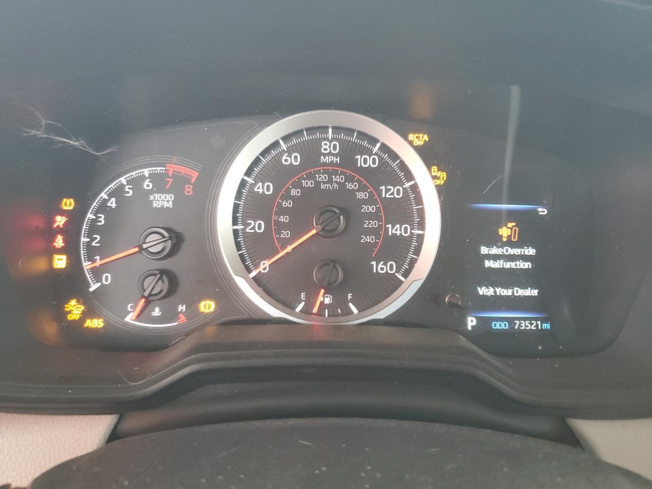 TOYOTA COROLLA CROSS LE