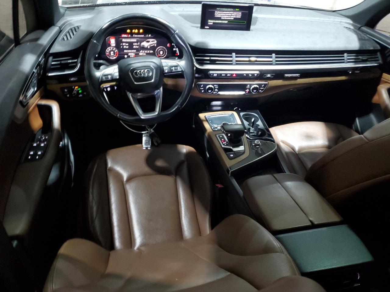 AUDI Q7 PREMIUM PLUS