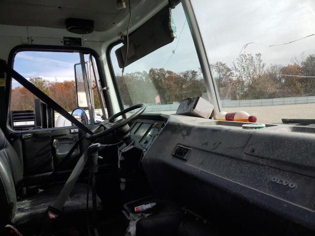 2000 VOLVO CONVENTION #3292515691