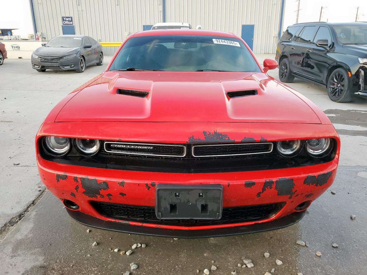DODGE CHALLENGER SXT