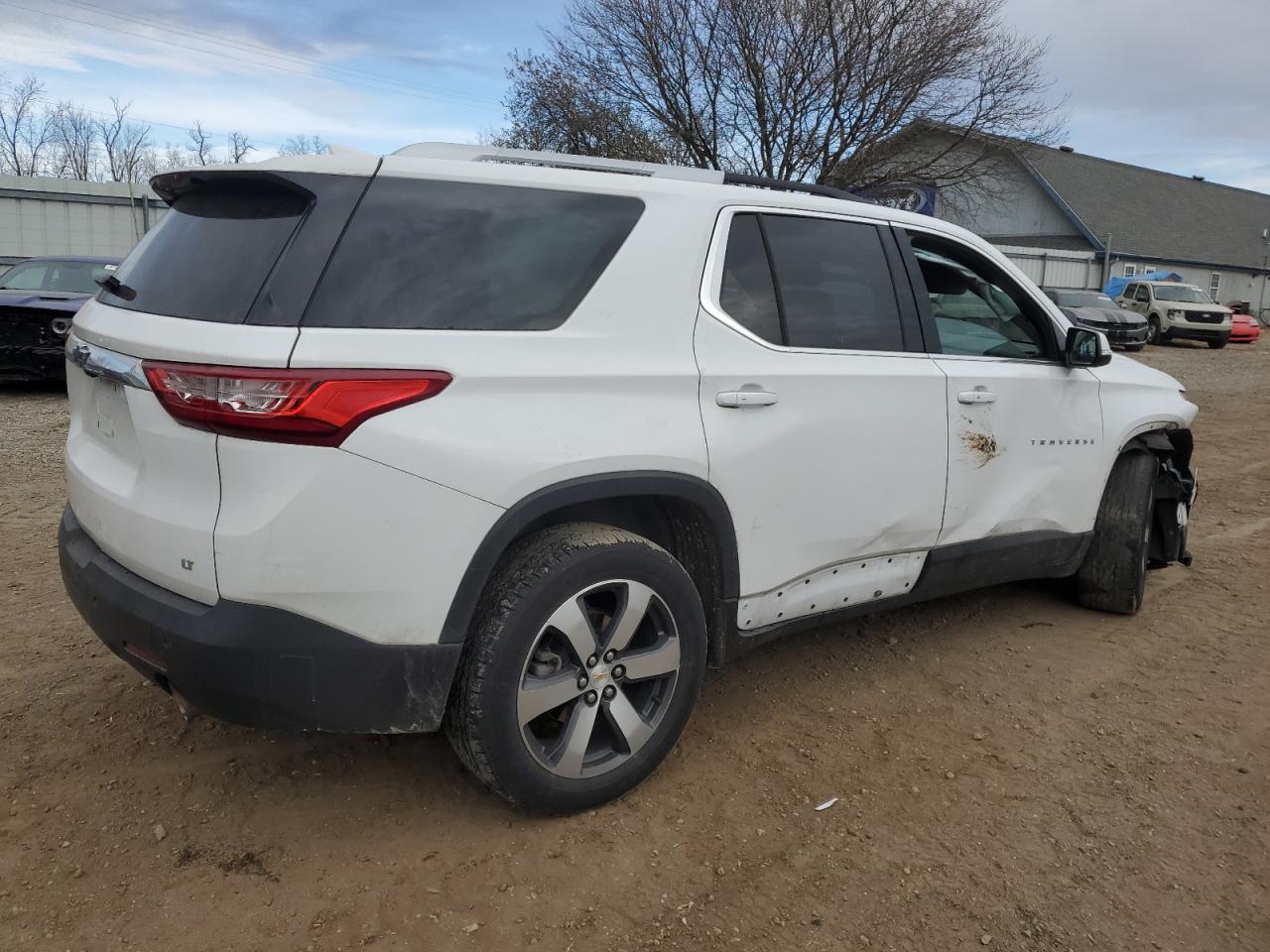 CHEVROLET TRAVERSE LT