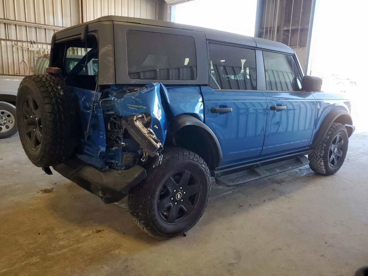 FORD BRONCO BLACK DIAMOND