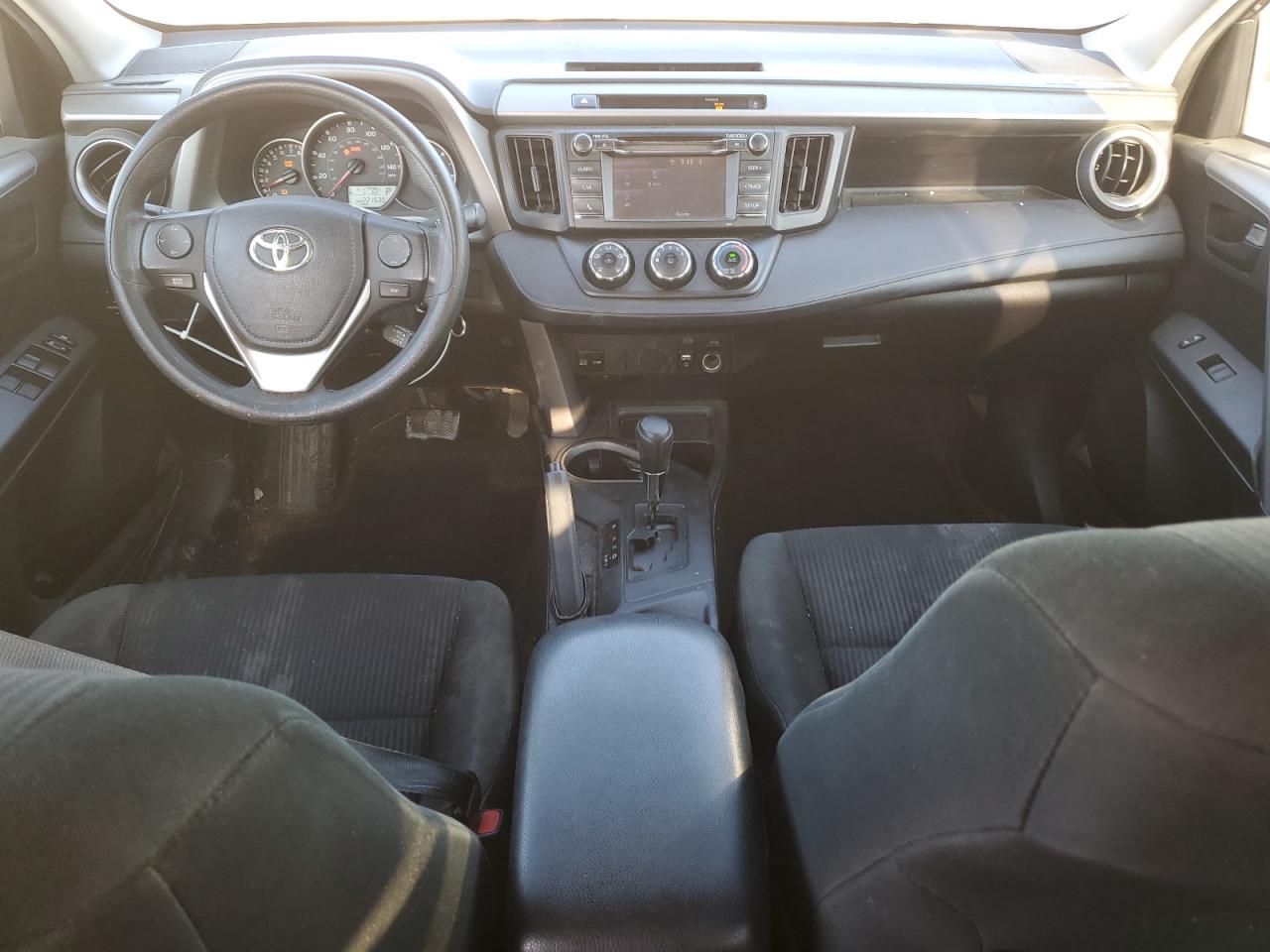 TOYOTA RAV4 LE