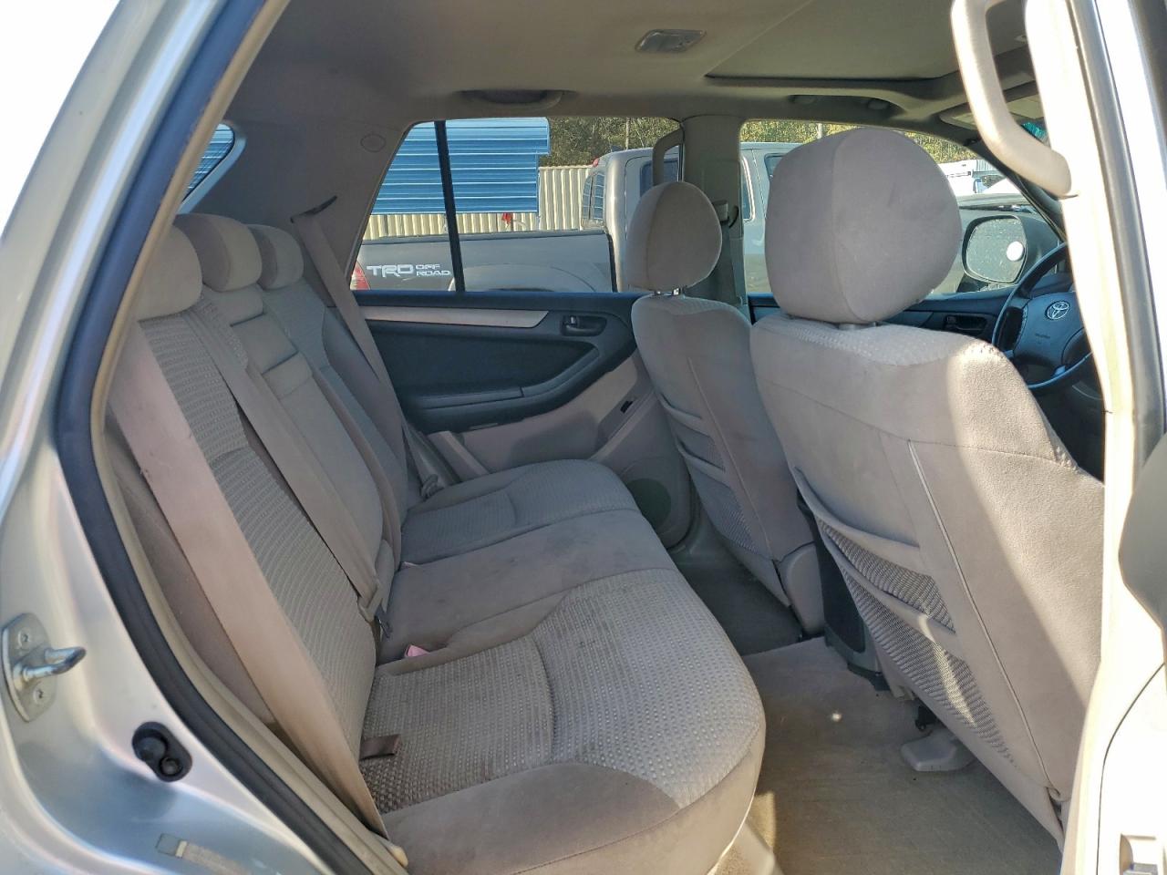 Lot #3302763349 2004 TOYOTA 4RUNNER SR