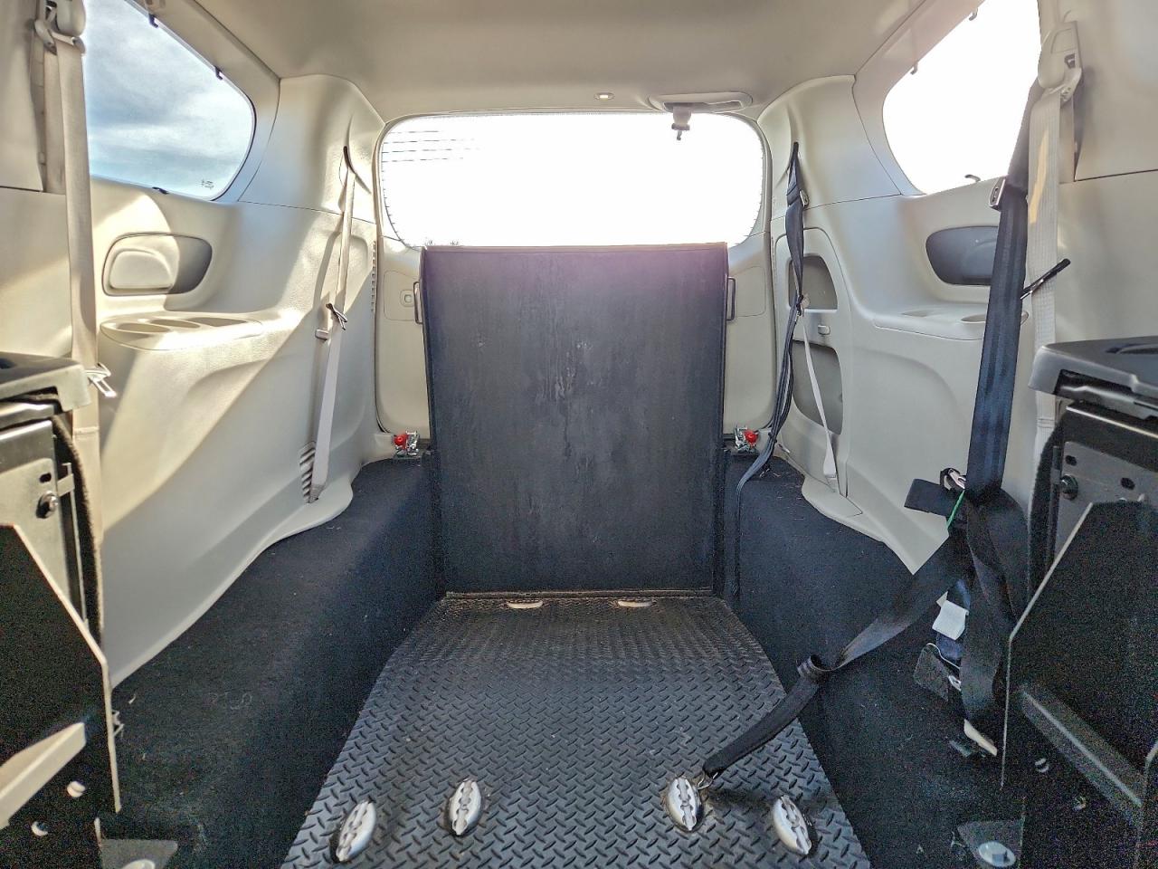 CHRYSLER PACIFICA TOURING L