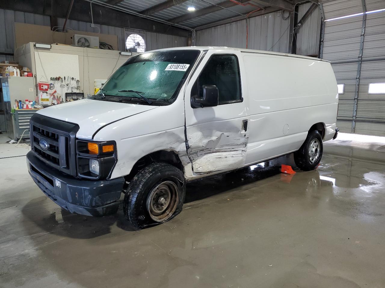 FORD ECONOLINE E250 VAN