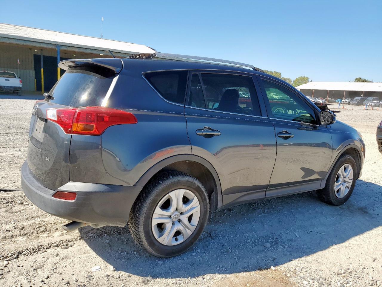 TOYOTA RAV4 LE