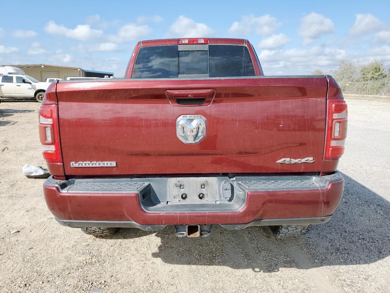 RAM 2500 LARAMIE