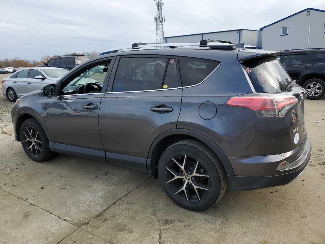 TOYOTA RAV4 SE