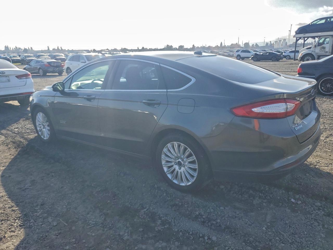 FORD FUSION SE PHEV