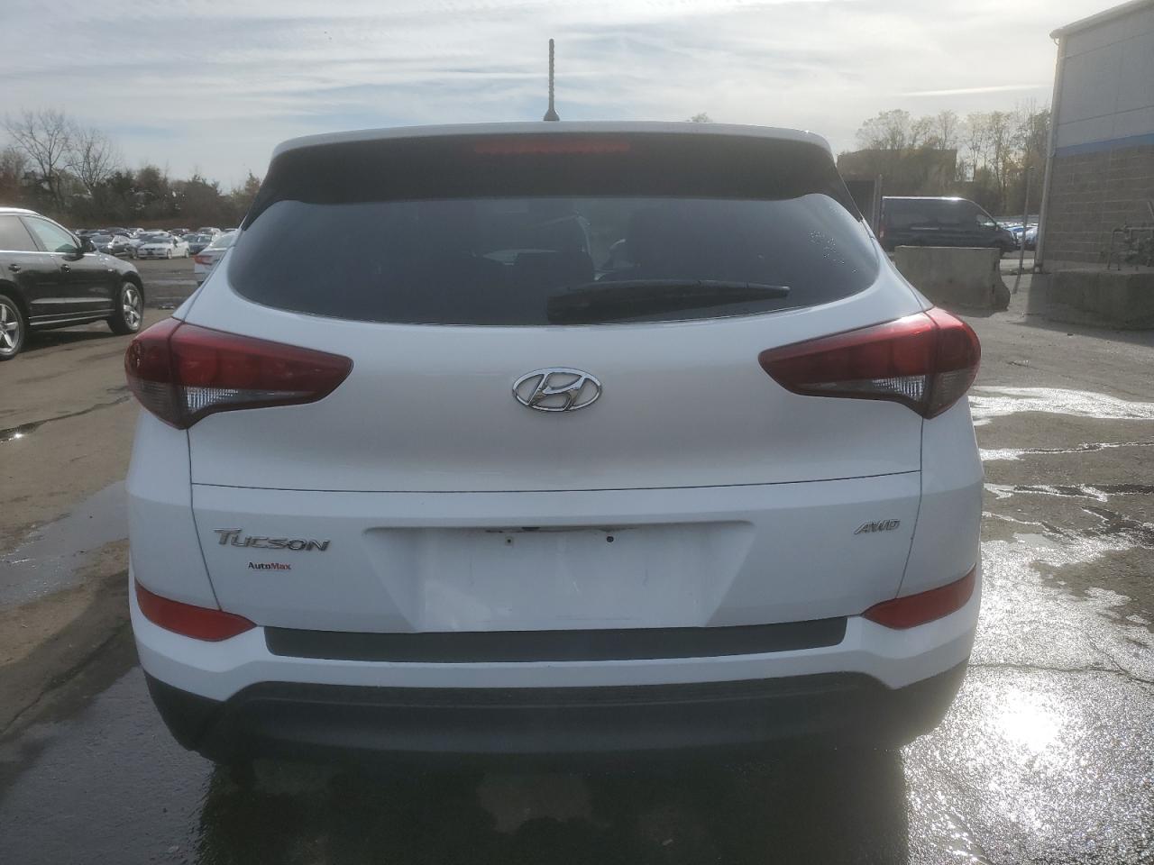 Lot #3310317972 2018 HYUNDAI TUCSON SE