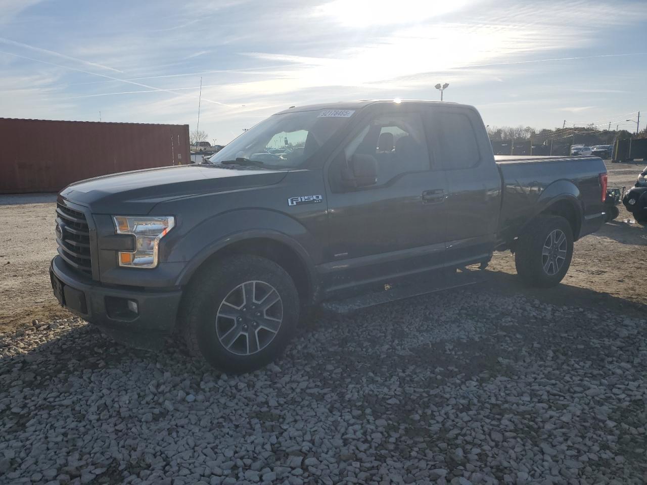 FORD F-150 SUPER CAB