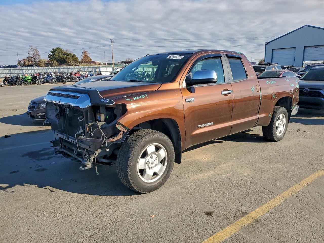 TOYOTA TUNDRA DOUBLE CAB LIMITED