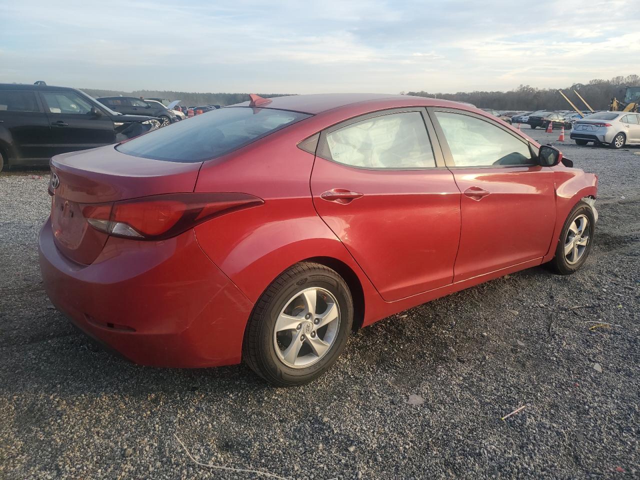 HYUNDAI ELANTRA SE