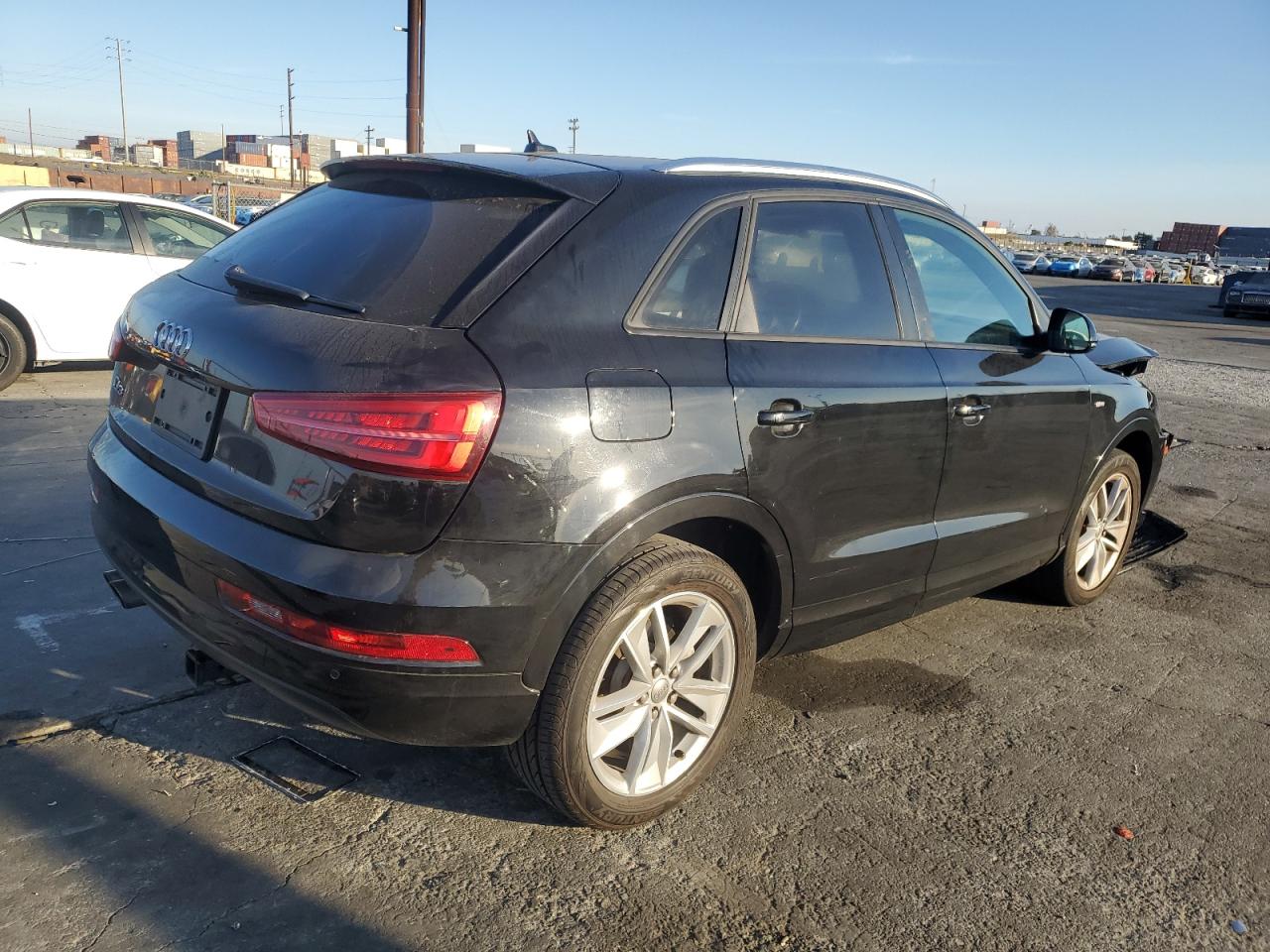 AUDI Q3 PREMIUM