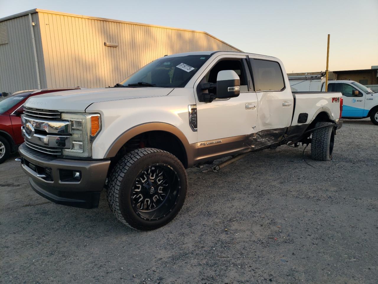 FORD F-250 SUPER DUTY