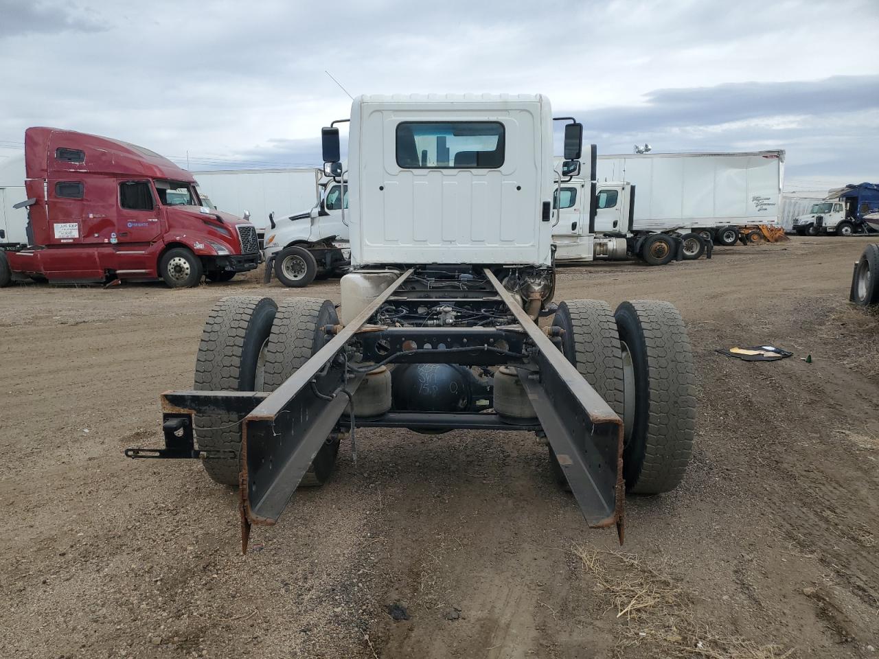 Lot #3309383970 2019 HINO 258/268