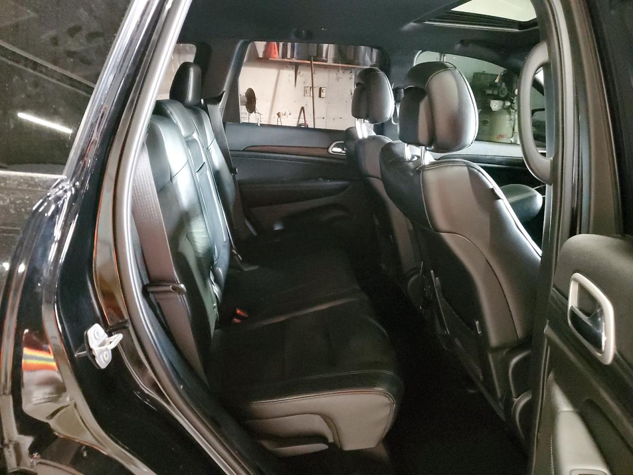 JEEP GRAND CHEROKEE LAREDO