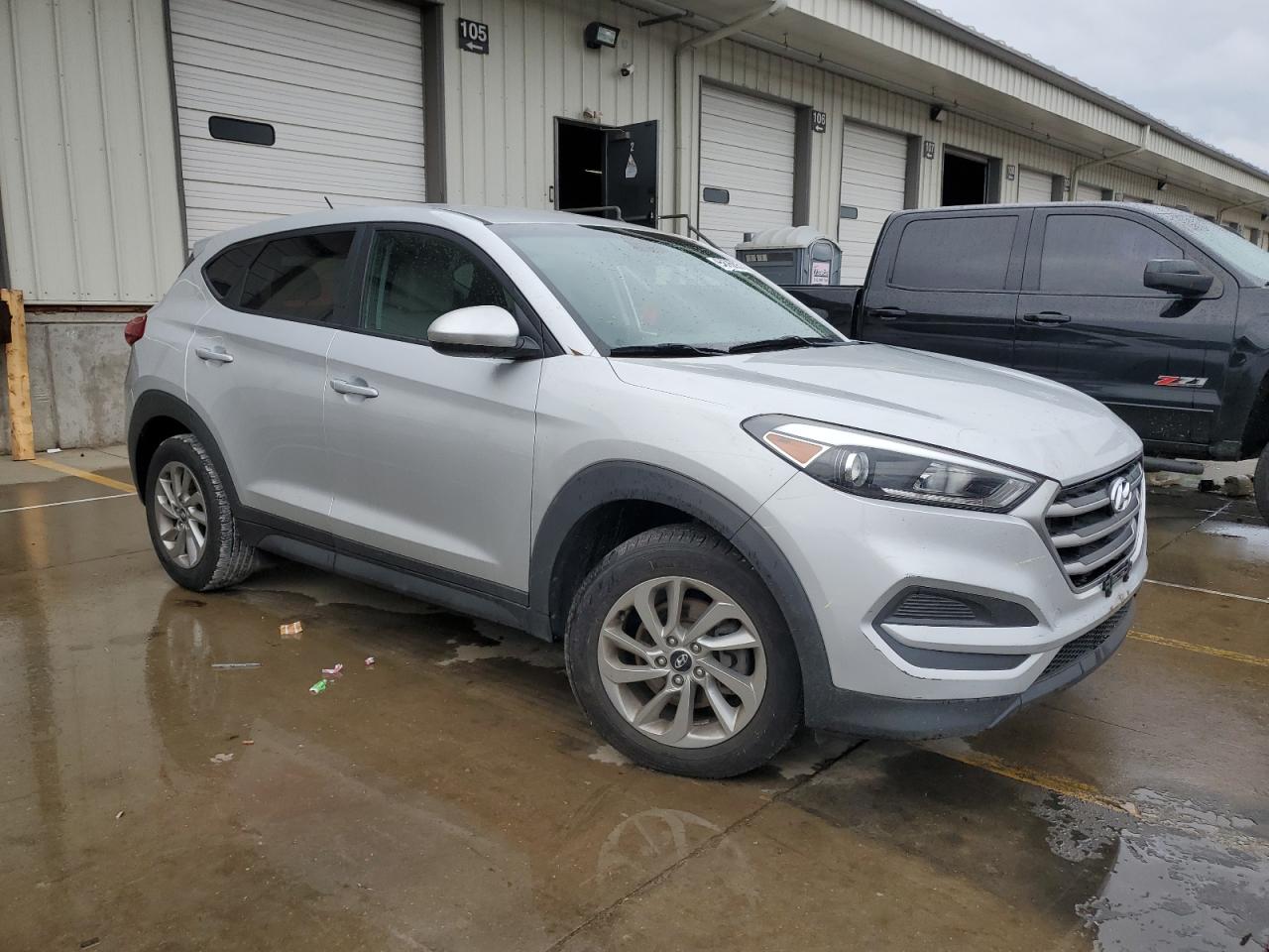 HYUNDAI TUCSON SE