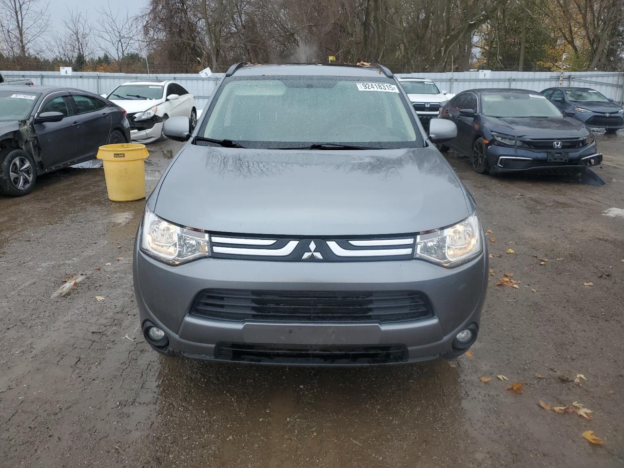 MITSUBISHI OUTLANDER ES