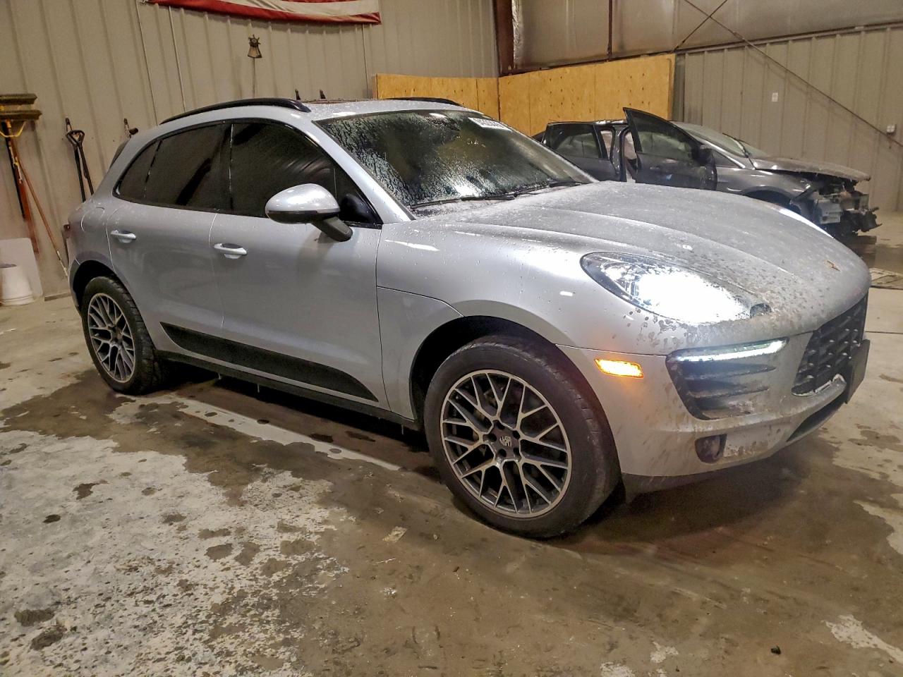 PORSCHE MACAN S