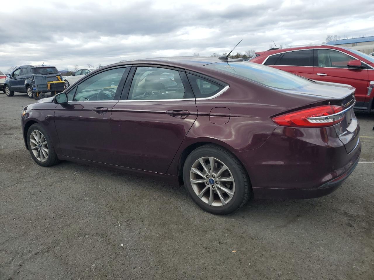 Lot #3311621274 2017 FORD FUSION SE