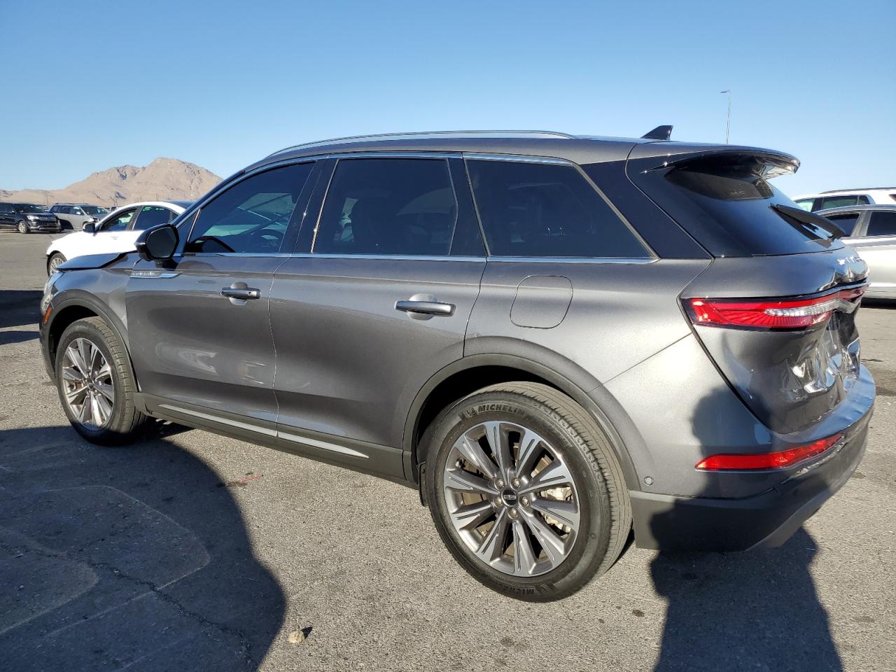 LINCOLN CORSAIR RESERVE