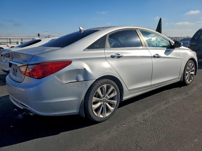 2011 HYUNDAI SONATA SE #3304022589