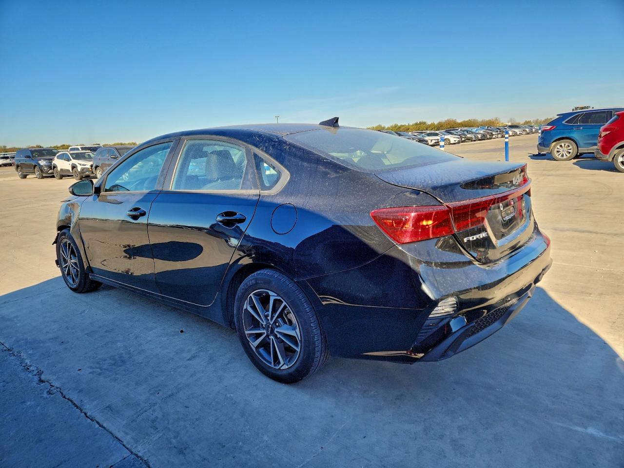 Lot #3309292617 2023 KIA FORTE LX