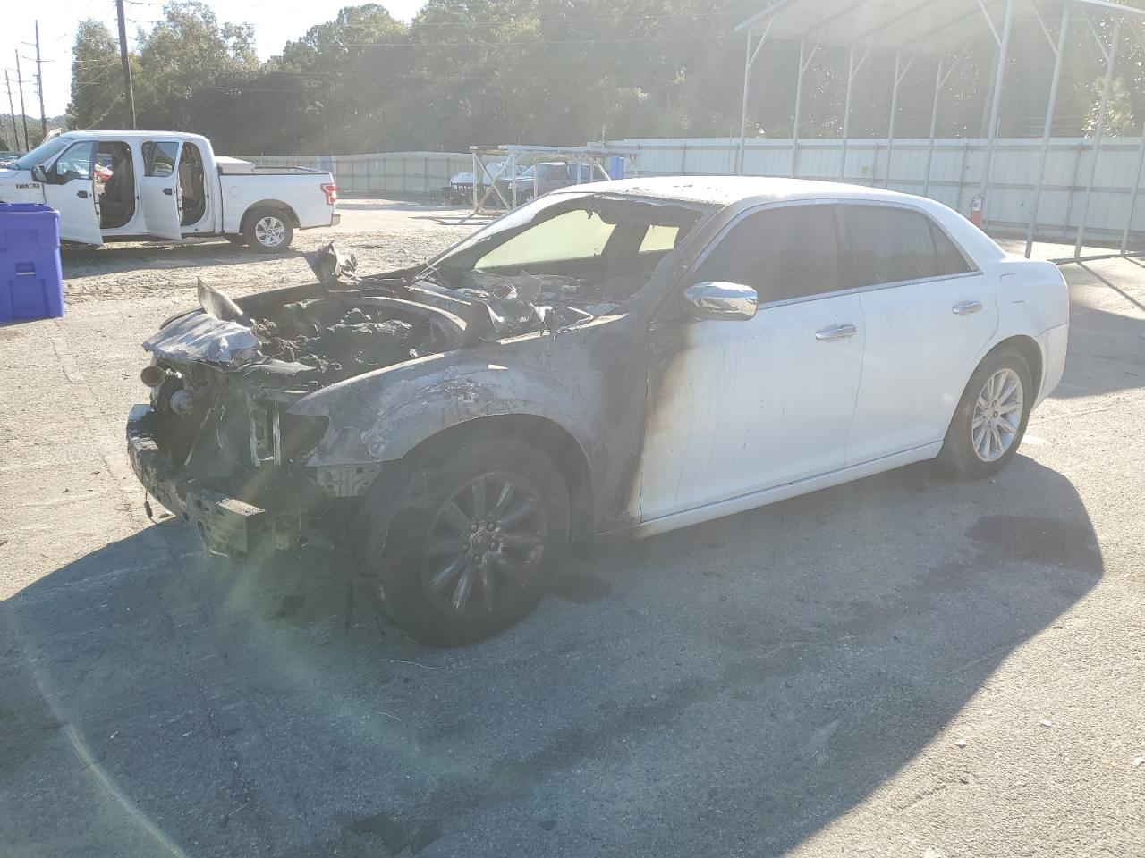 Lot #3305353306 2011 CHRYSLER 300 LIMITE