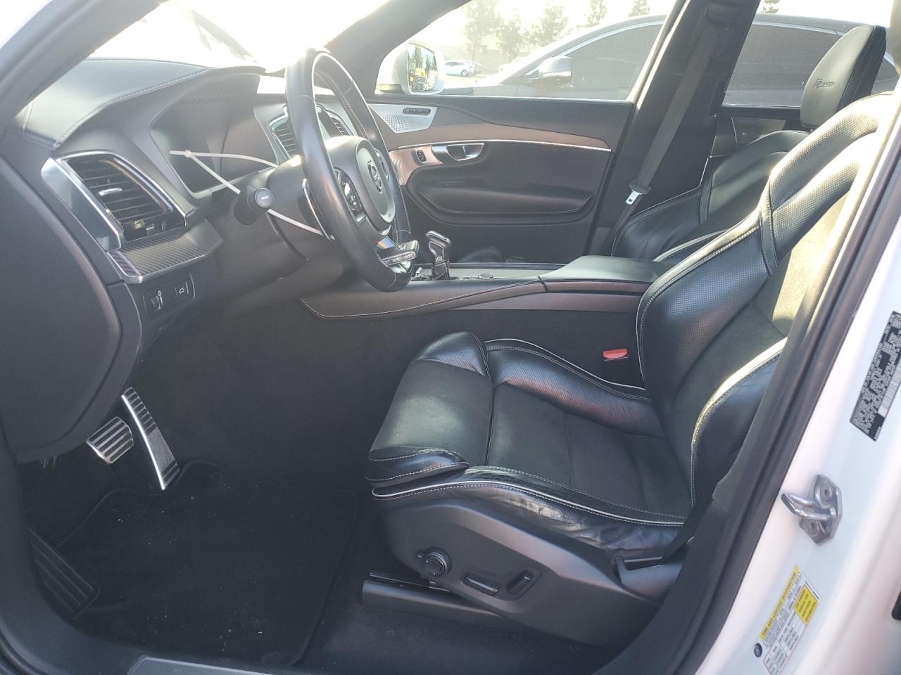 VOLVO XC90 T6 R-DESIGN