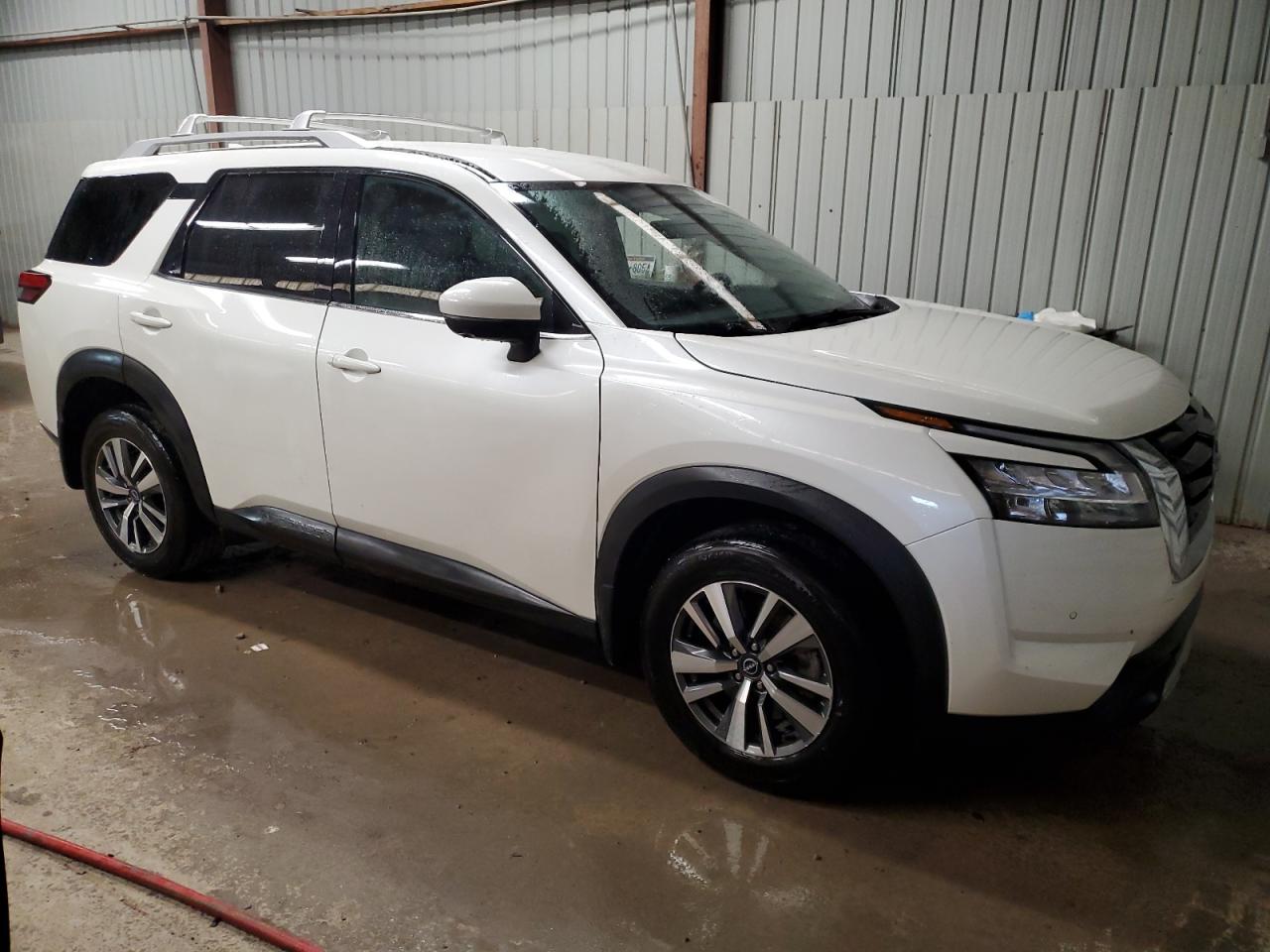 NISSAN PATHFINDER SL