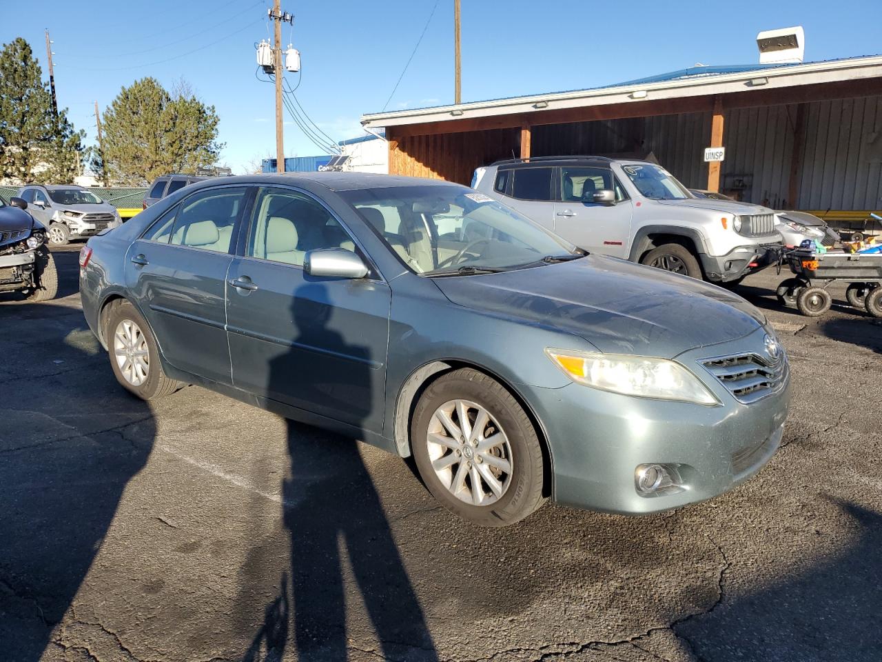 TOYOTA CAMRY SE
