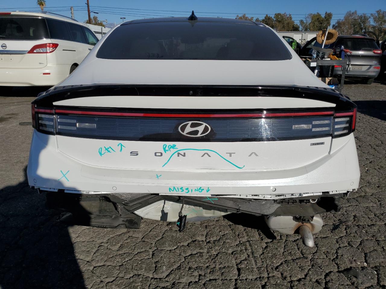 HYUNDAI SONATA HYBRID